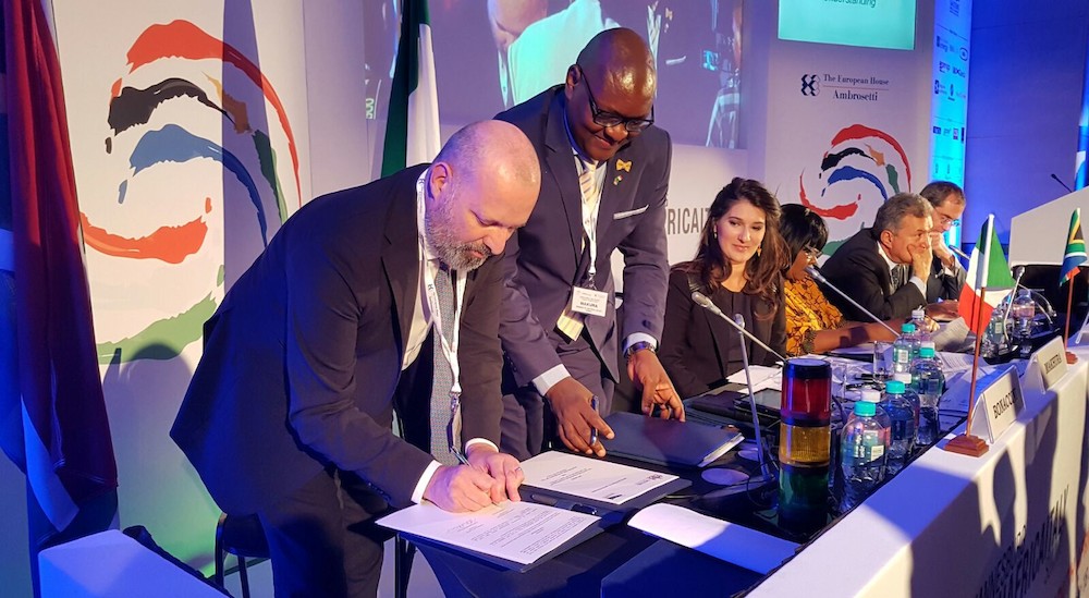 Bonaccini sigla Accordo con Provincia Guateng