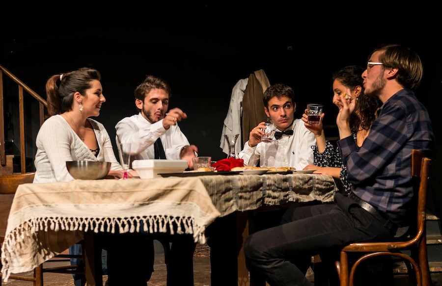 Serata tra amici - Scena%2c media ris