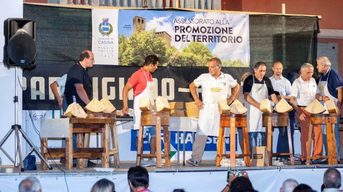 Fiera del Parmigiano Reggiano di Casina foto Alessandro Norman 2 Large