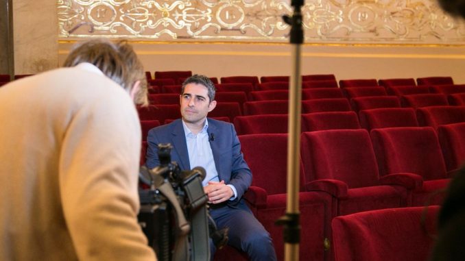 2016-11-08-Pizzarotti-intervista-Rai-Danza-Teatro-Regio-1
