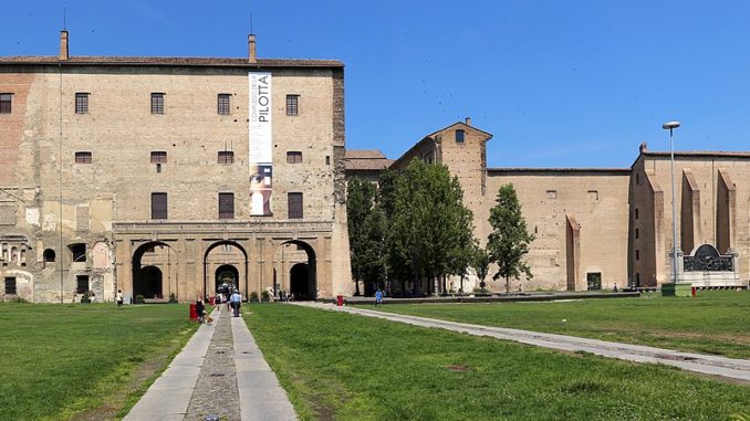 1200px-Parma,_palazzo_della_pilotta_01