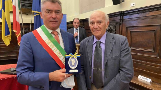 001 SISSA TRECASALI 200 anni Comunalia di Coltaro Sindaco Bernardi e presidente Mori