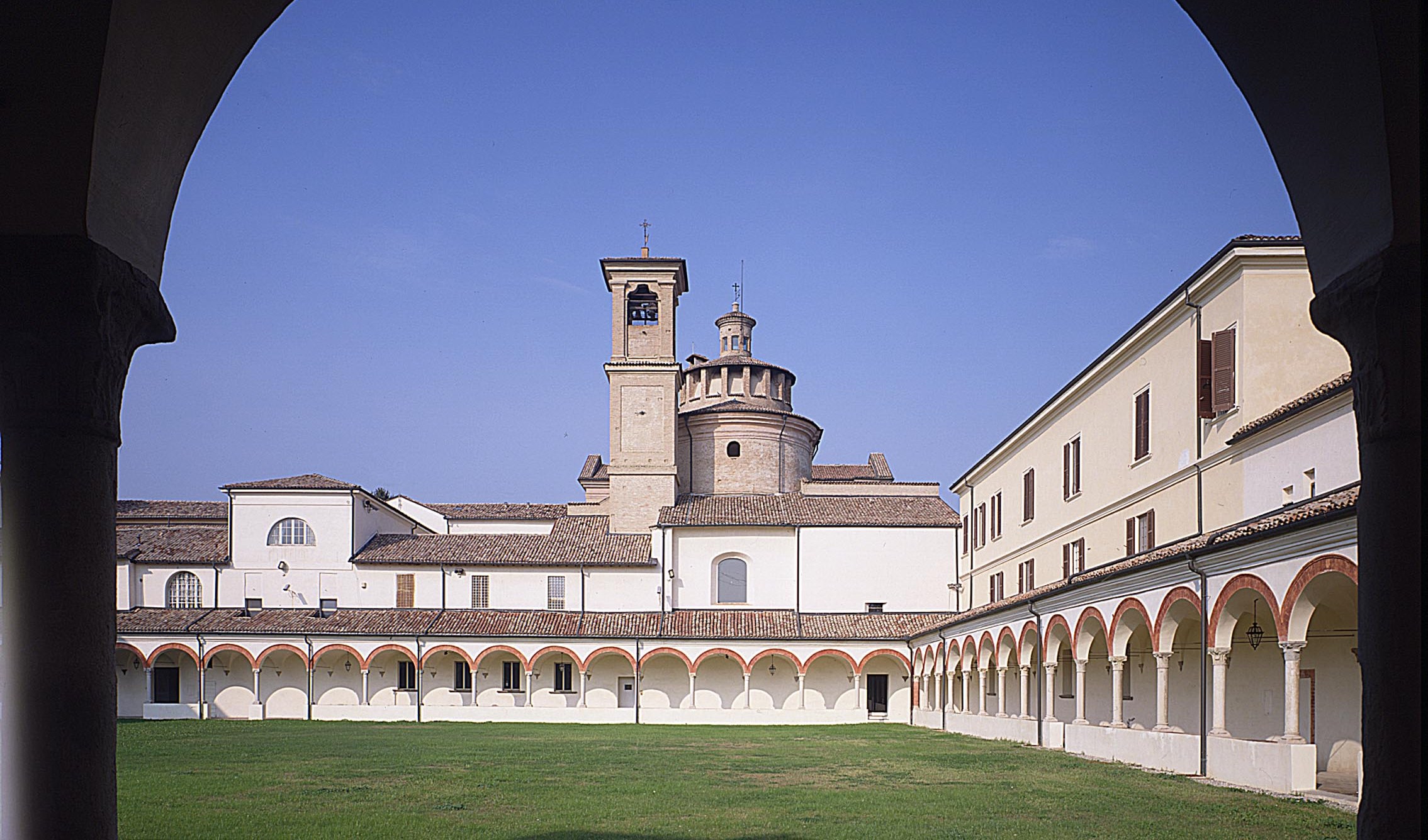 La Certosa di Parma e i falsi storici sui siti dell'Università e del