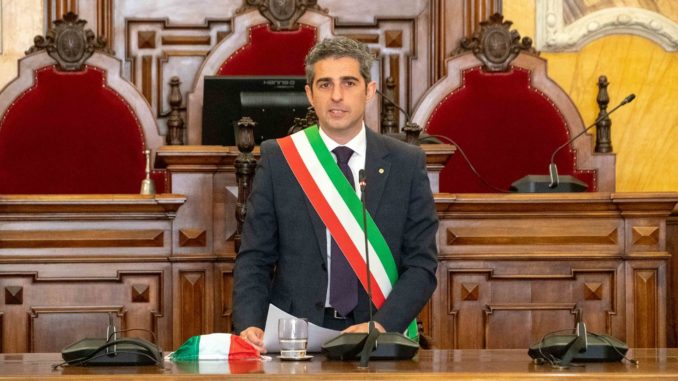 PIZZAROTTI