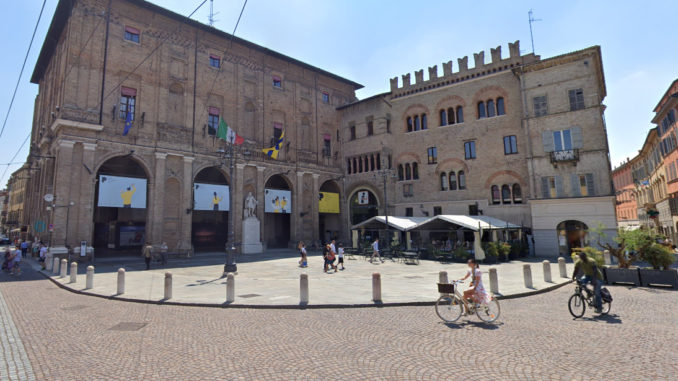 Piazza garibaldi 1