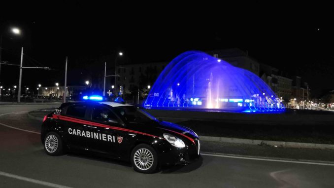 PArma barriera Repubblica di notte