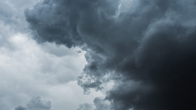 nuvoloso clima