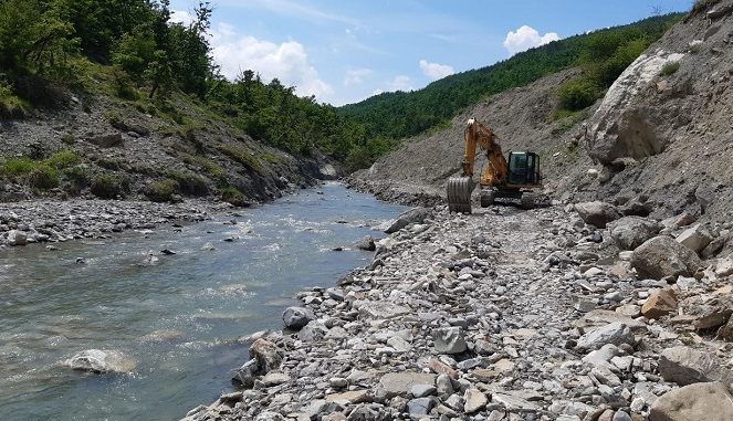Lavori sul torrente Baganza