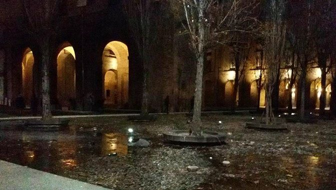 Comunicato-stampa-2017-007-Banchetto-in-piazzale-della-Pace-28229