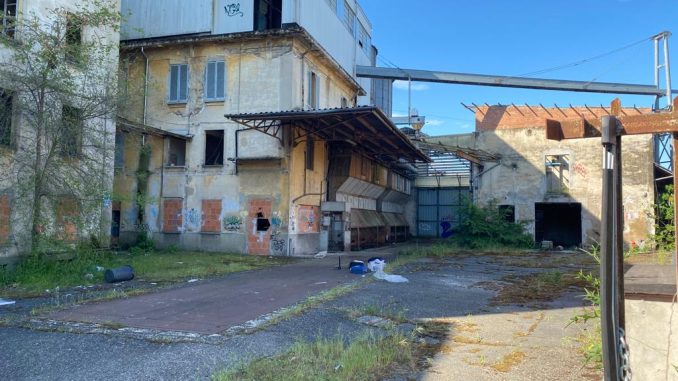 fabbrica abbandonata vicofertile 1