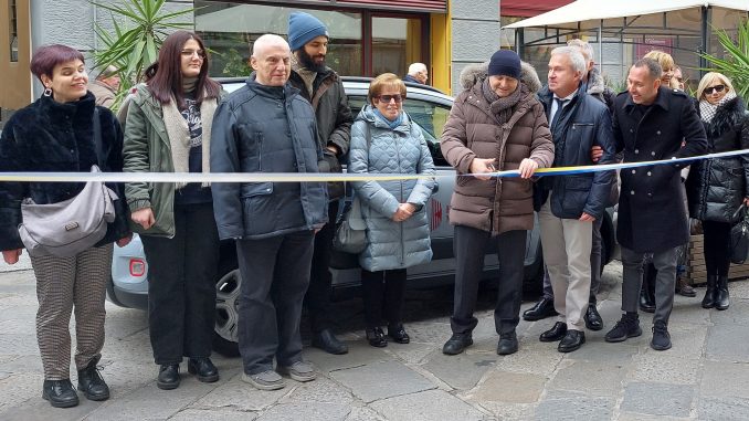 230228 Taglio del nastro