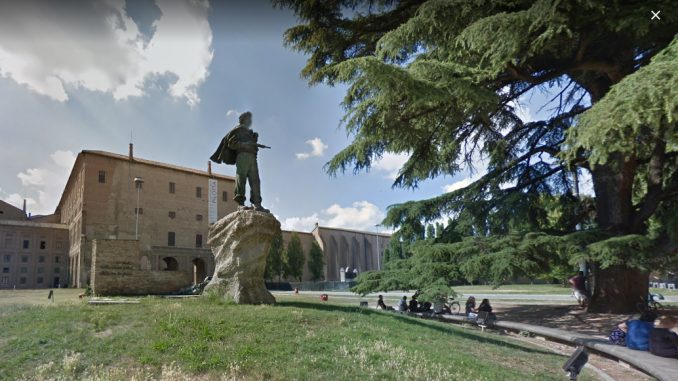 piazza pace monumento liberazione