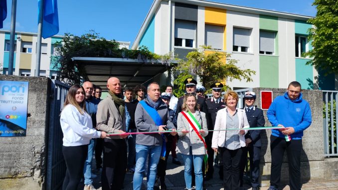 taglio nastro