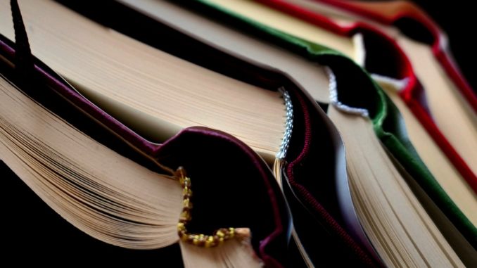 a-book-5077895_1280