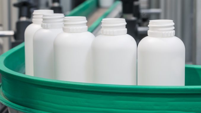 Production of EcoPositive plastic containers in a Bormioli Pharma plant
