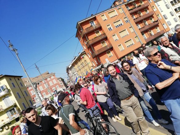 31265516_10213766503430250_6276437719136600064_n