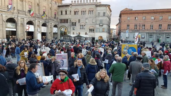 46463475_10212794540194333_1814722247764475904_n