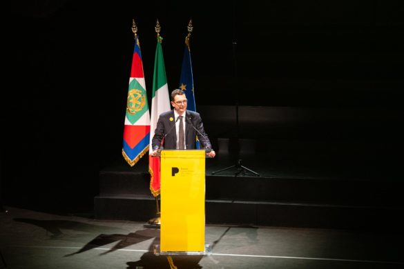 49374371927_dcb30f6810_k