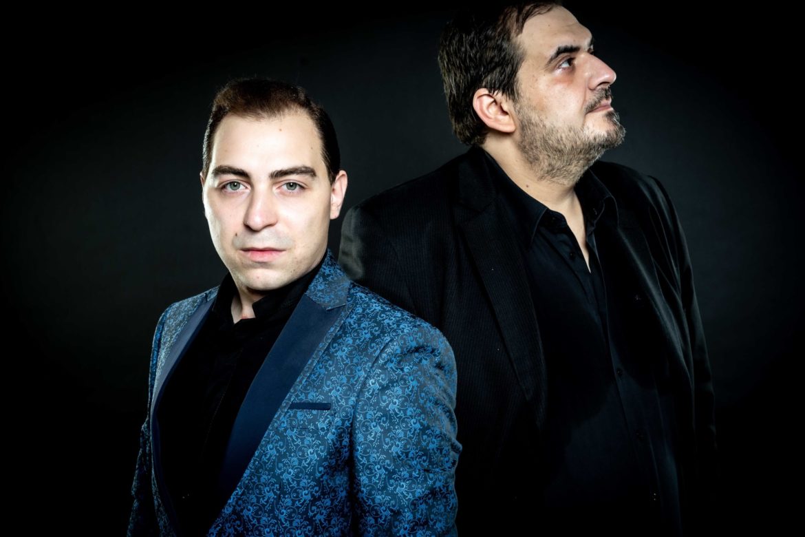 DUO-CONVERSE-1-scaled