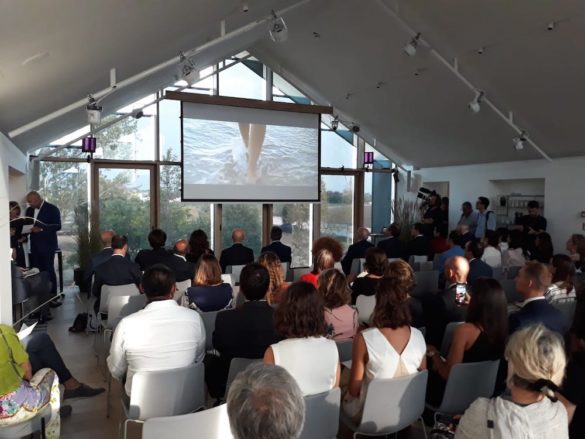 davinesWhatsApp Image 2018-09-12 at 22.57.42