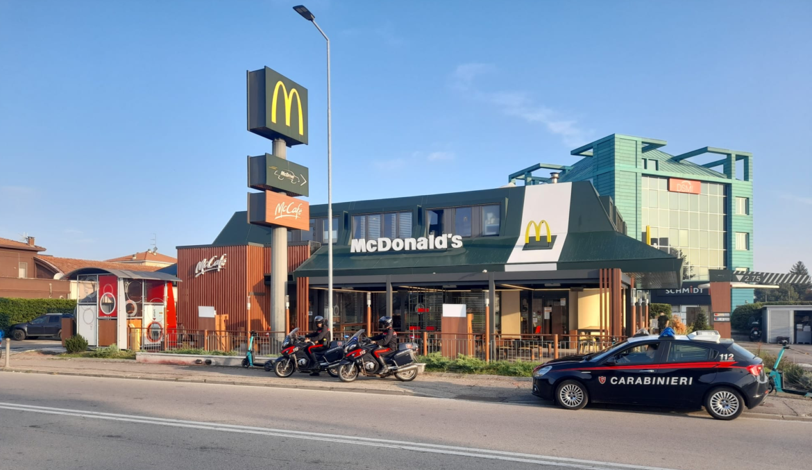 mcdonalds_carabinieri