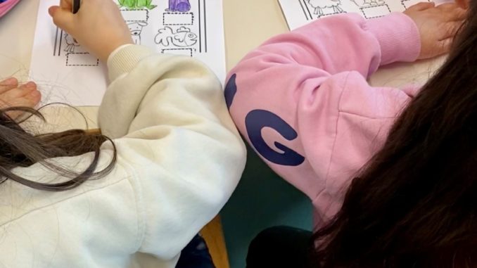 Fondazione Cariparma- Con il bando Play, Learn, Grow! le scuole primarie parlano inglese